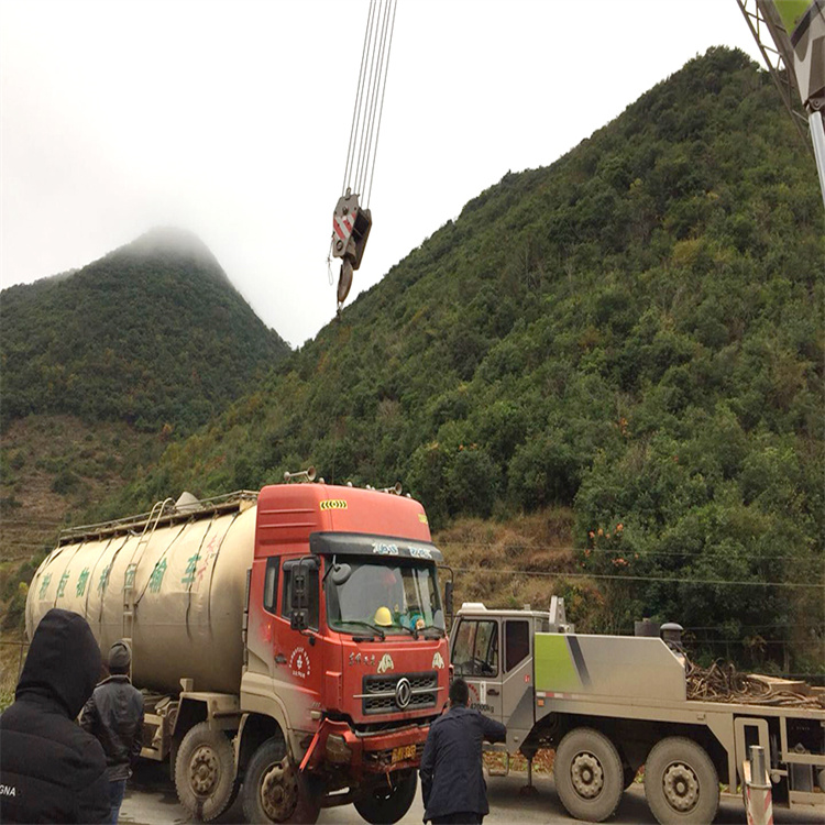 蚌埠道路救援大型车辆吊装